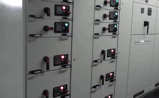 電氣設備的外殼應有什么防護措施？